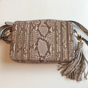 Michael Kors Crossbody Bag